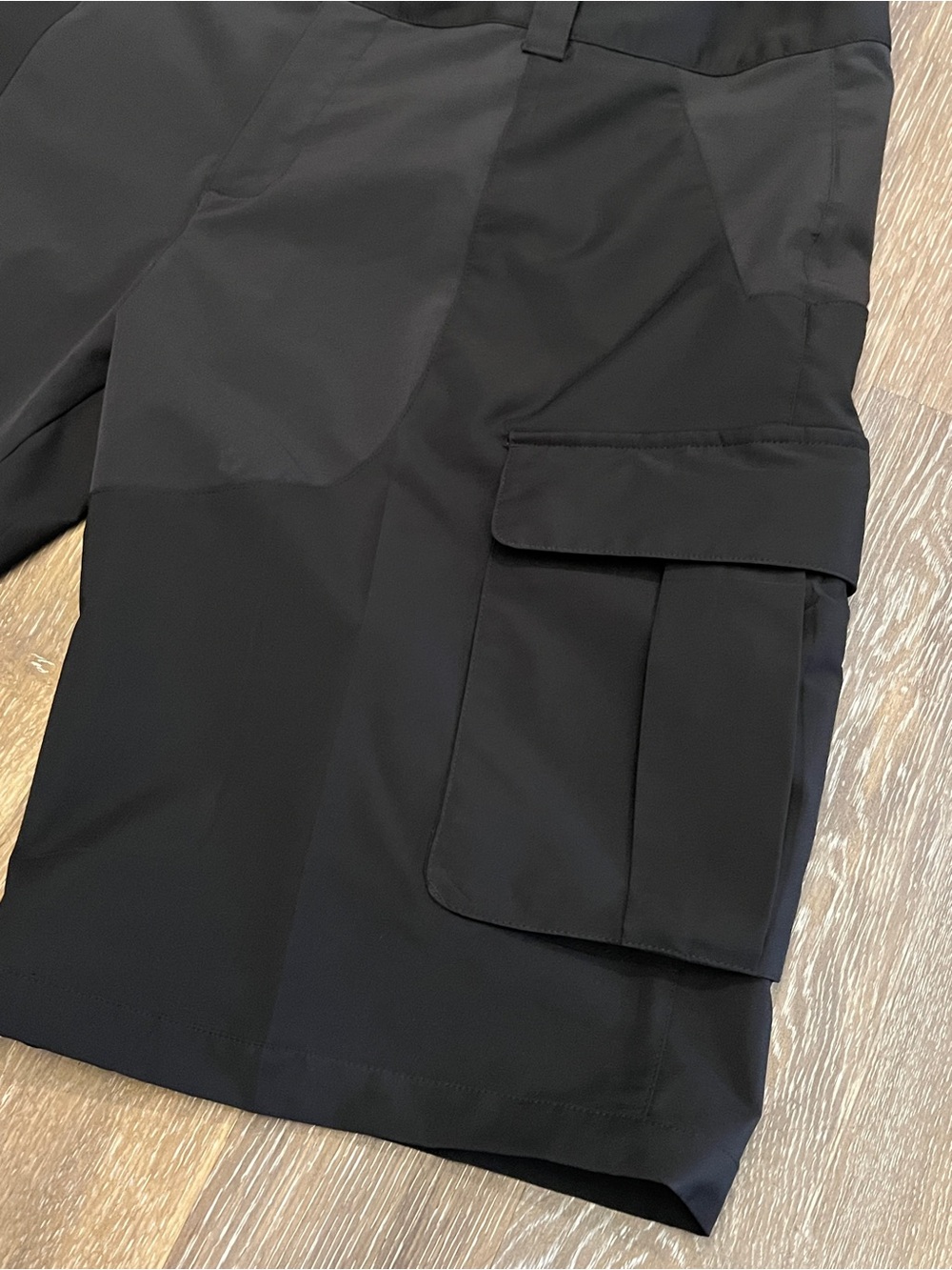 Men's Black Flex Cargo Shorts with Utility Flap Pockets